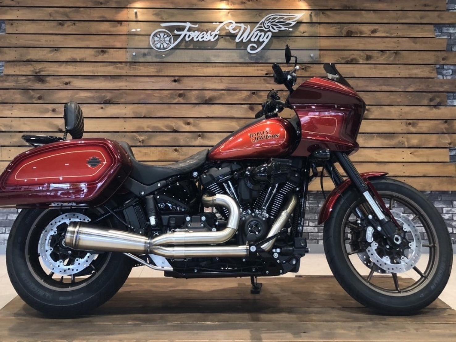 NhB Exhaust for M8 Softails