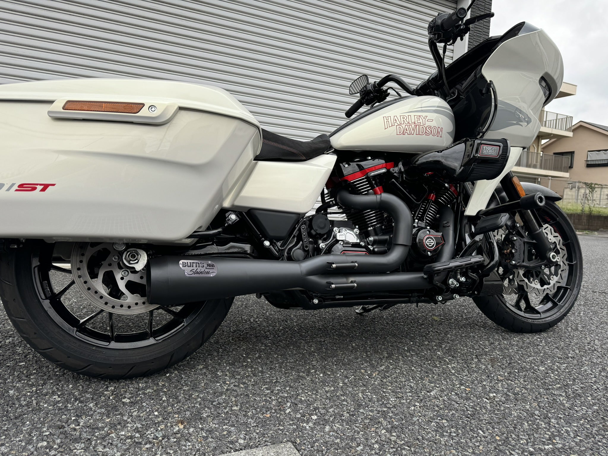 NhB Exhaust for M8 Baggers